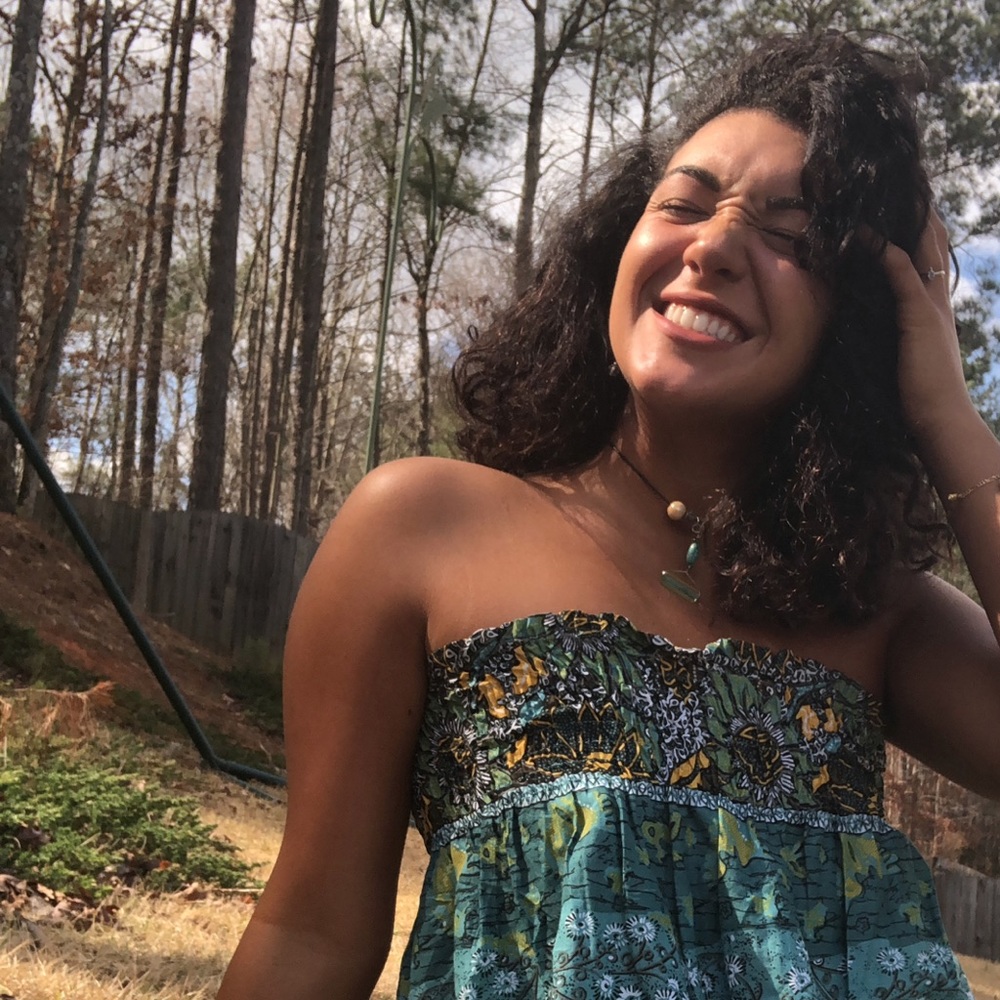 Meet your Posher, Zana